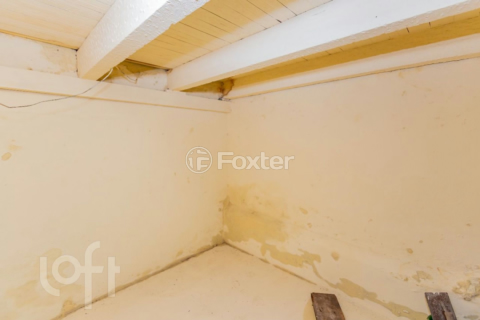 Image 34 - 915872