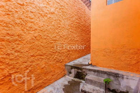Image 28 - 915872