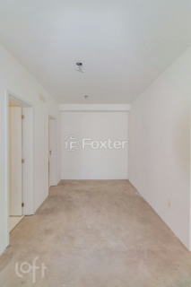 Image 36 - 915915