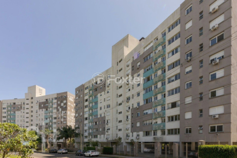 Image 36 - 916117