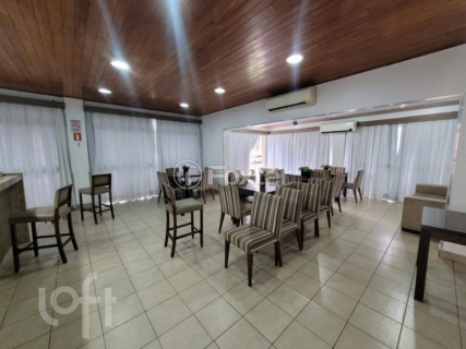 Image 37 - 916393