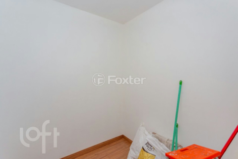 Image 33 - 916458