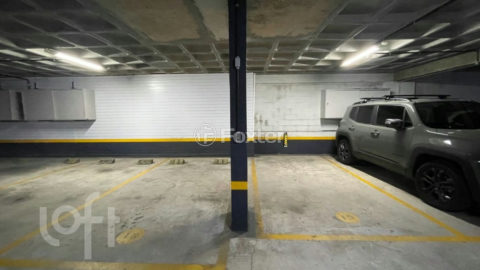 Image 62 - 916684