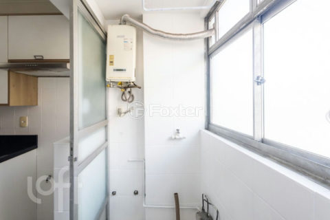 Image 6 - 916922