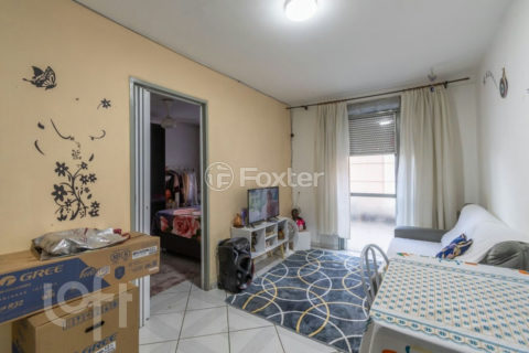 Image 1 - 917215