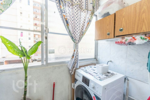 Image 7 - 917215