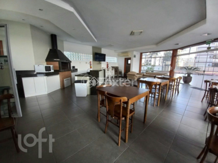 Image 31 - 917320