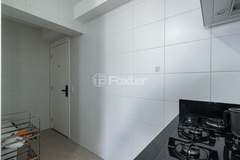 Image 32 - 917491