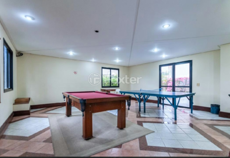 Image 33 - 917522