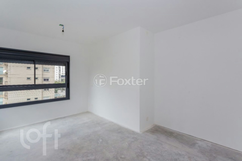 Image 36 - 917564