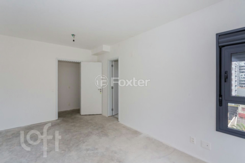 Image 38 - 917564