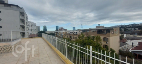 Image 21 - 917624