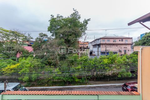 Image 13 - 917757