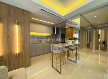 Image 20 - 917831