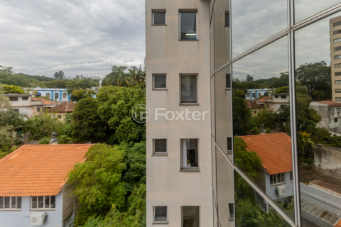 Image 6 - 917927