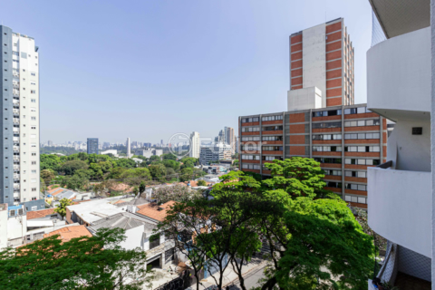 Image 22 - 917948