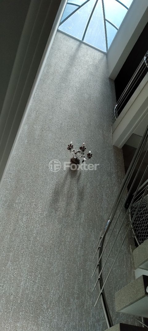 Image 38 - 917990