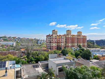 Image 30 - 918009