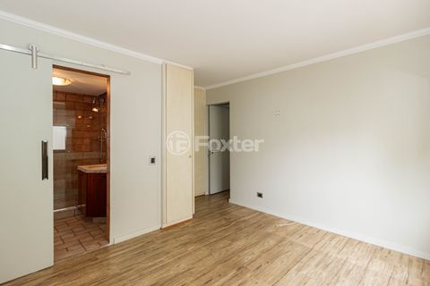 Image 23 - 918175