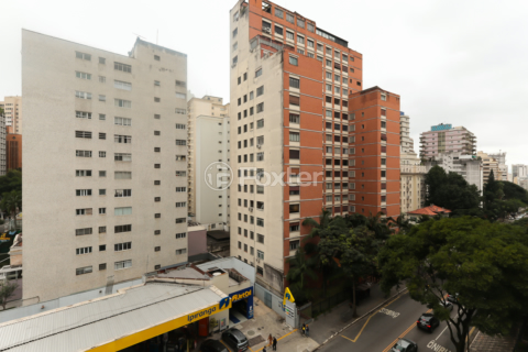 Image 17 - 918357