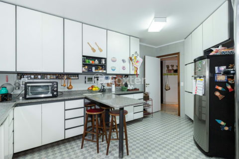 Image 38 - 918467