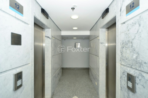 Image 20 - 918614