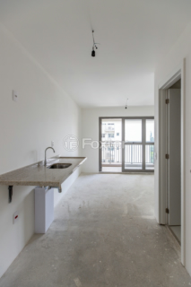 Image 1 - 918642