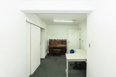 Image 26 - 918667