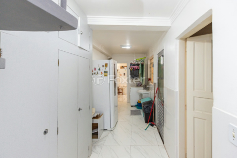 Image 35 - 918698