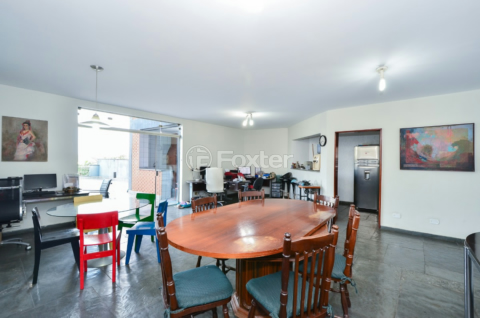 Image 37 - 918704