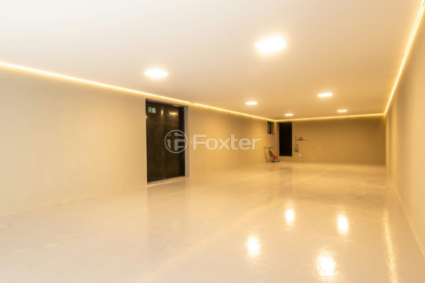 Image 34 - 918858