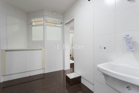Image 35 - 918867