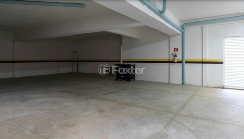 Image 32 - 918878