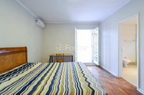 Image 34 - 918918