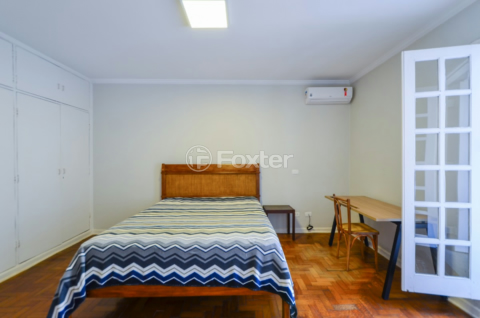 Image 35 - 918918