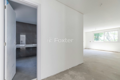 Image 21 - 918980