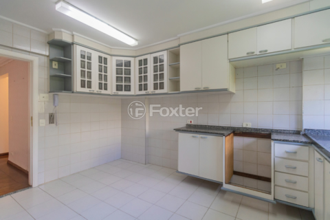 Image 17 - 919111