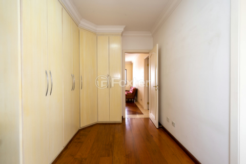 Image 22 - 919114