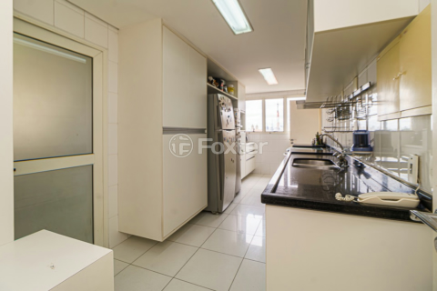 Image 38 - 919375