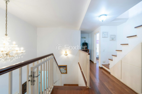 Image 31 - 919582