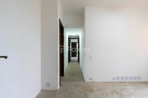 Image 27 - 919675