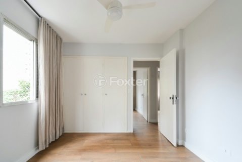 Image 28 - 919885