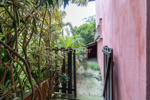 Image 32 - 920333