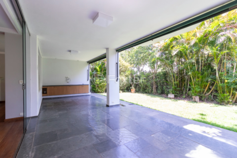 Image 31 - 920418