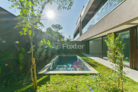 Image 42 - 920653
