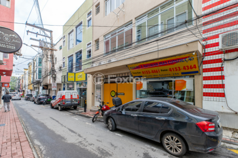 Image 33 - 921698