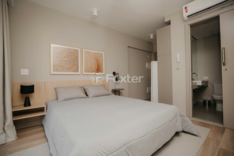 Image 31 - 921722