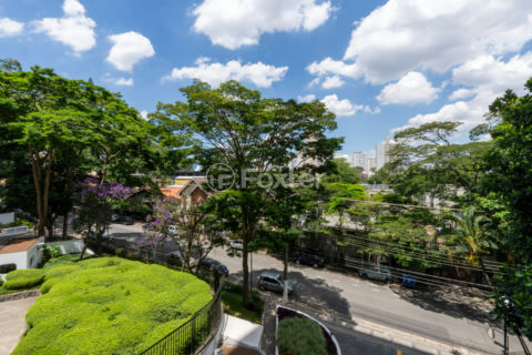 Image 21 - 922484