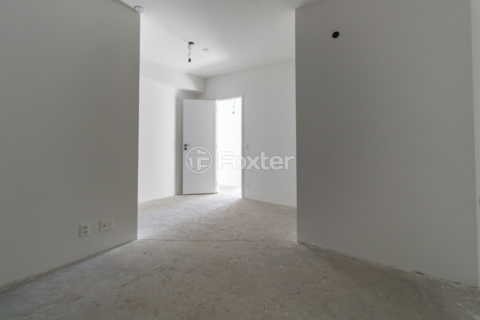 Image 33 - 923523