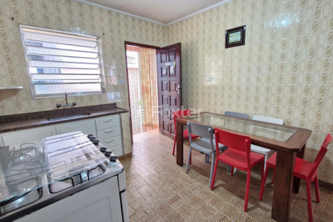 Image 60 - 923753